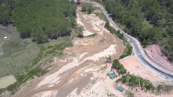 Large Sand Extraction Quarries in Shallow River Valley