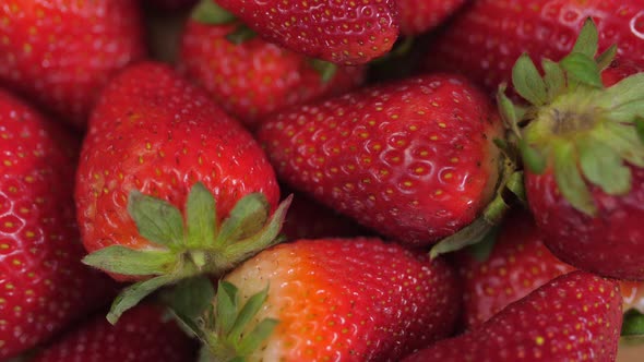 Close Up Of Strawberries Spinning 06