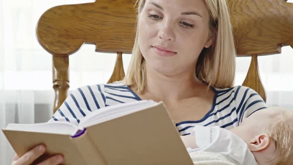 Young Mother Multitasking alt