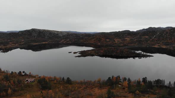 Norwegian fall on the mountain