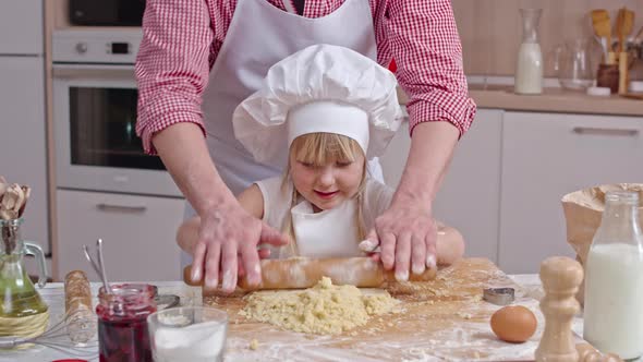 Cooking Pastry with Daddy alt
