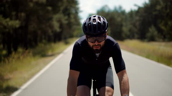 Cyclist Fitness Riding On Road Bike Ready For Triathlon Race.Recreation Sport.Hard Sport Workout.