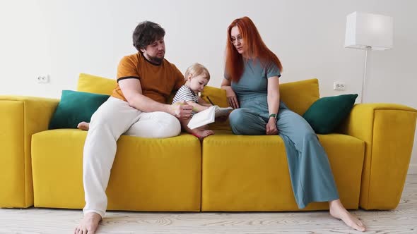 Parents Teach Their Baby to Read