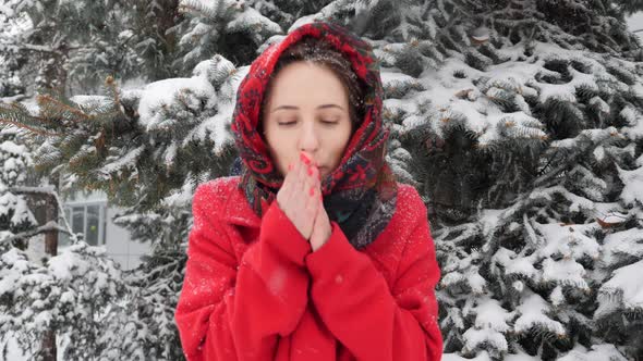 Beautiful Young Caucasian Woman Trying Warm Frozen Hands Breath Jumping Winter