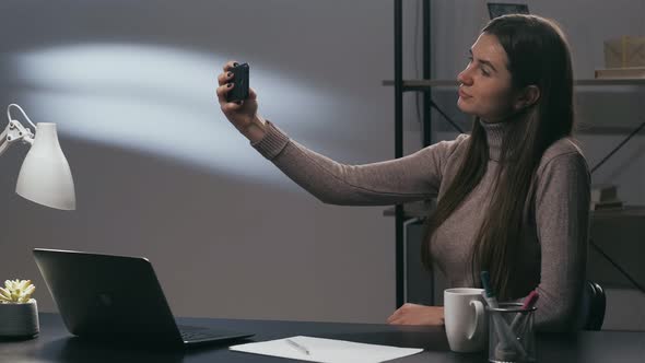 Phone Selfie Work Break Woman Taking Photo Office