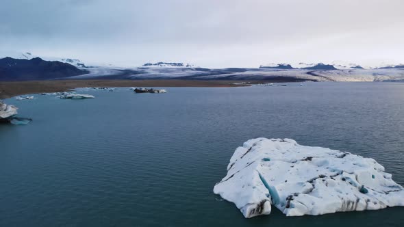 Jökulsárlón Glacier Lagoon in Iceland