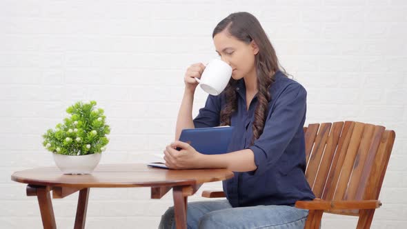 Indian girl at a cafe