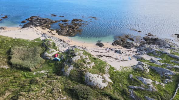 Beach Tents On The Rough Coast Of Atlantic Ocean By The Coral Strand In Connemara, Ireland - Camping