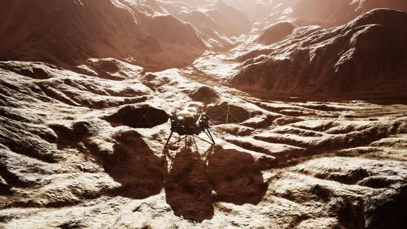 Insight Mars Exploring the Surface of Red Planet alt