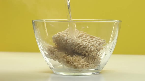 Cooking Noodles With Boiled Water, Fast Food, Unhealthy Eating Harmful to Body