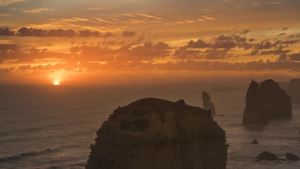 Twelve Apostles sunset timelapse