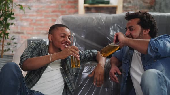 Happy Black Friends Celebrate Repair End Drinking Beer