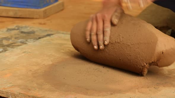 Potter at Work Makes Ceramic Dishes. India, Rajasthan.