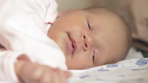 Newborn Baby Falling Asleep After Feeding