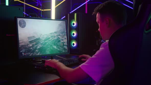 Player has been defeated in online first-person shooter computer video game alt