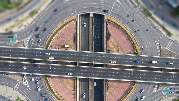 4K : Aerial view and top view of traffic on city.