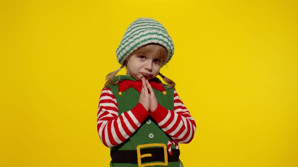 Kid Christmas Elf Santa Helper Costume Begs Prays About Gifts New Year