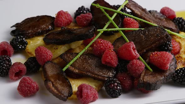 Rotating - smoked duck bacon with grilled pineapple, raspberries, blackberries and honey 