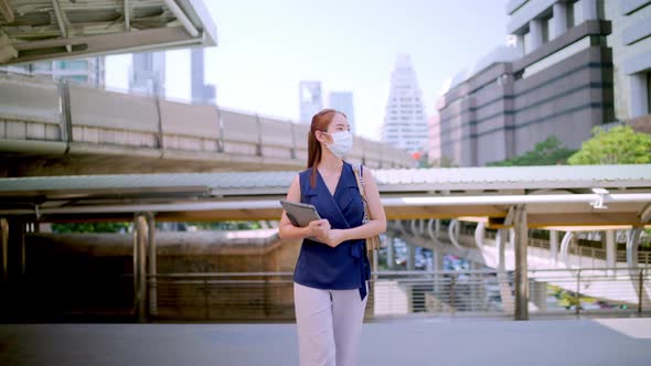 Office Girl in the city (Bangkok), wear a mask