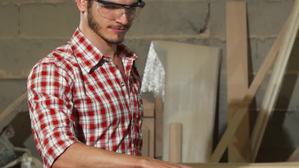 Professional Carpenter Grinding Wood, Making Furniture