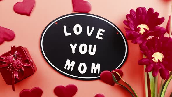 Love you Mom Background with Flower for Mother's Day