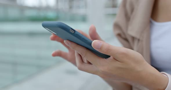 Close up of woman use of cellphone