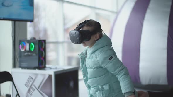 Child Plays Virtual Reality Games