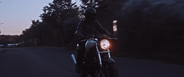 Motorbike driving in the Streets