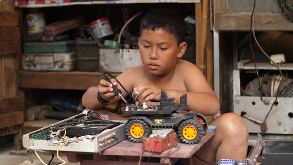 Innovation Robot Model alt