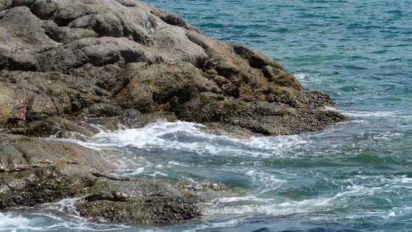 Turquoise Rolling Wave, Slow Motion