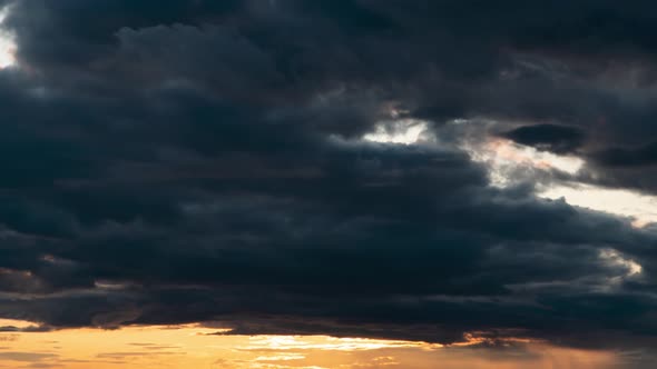  Timelapse Dramatic Sunset Over the Field