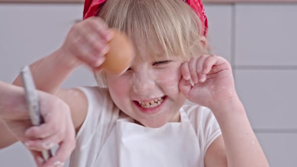 Funny Girl Scullion alt