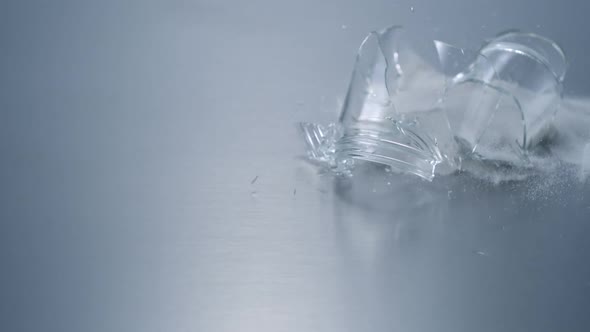 Dropping jar with sugar, Slow Motion