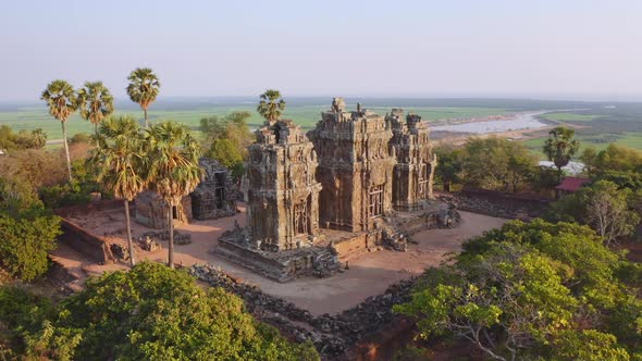 Prasat Phnom Krom Ruin