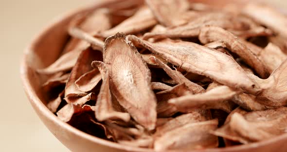 Dried burdock