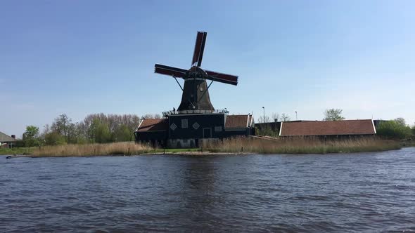 Passing by the Windmill in IJlst