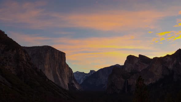 Yosemite Valley Time Lapse