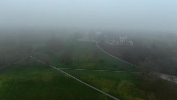 Drone shot of the beautiful buildings in London