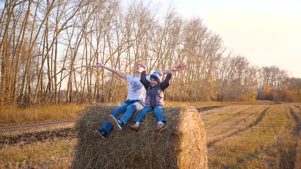 The Kids Sit on the Haystack