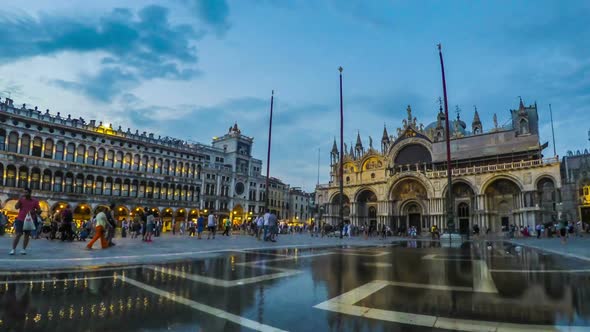 Tourists Moving in Saint Mark Square at Dusk, Venice Landmarks, Time-Lapse