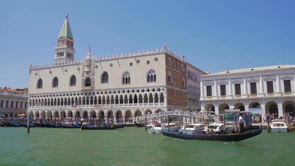 Gondolas Sailing Near Famous Doge's Palace, Venice Sightseeing, Boat Tour