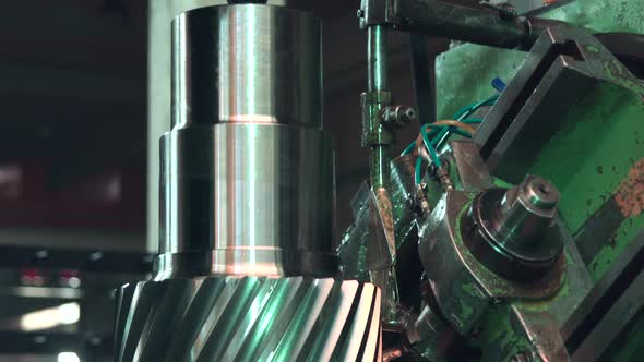 Machining shaft on lathe