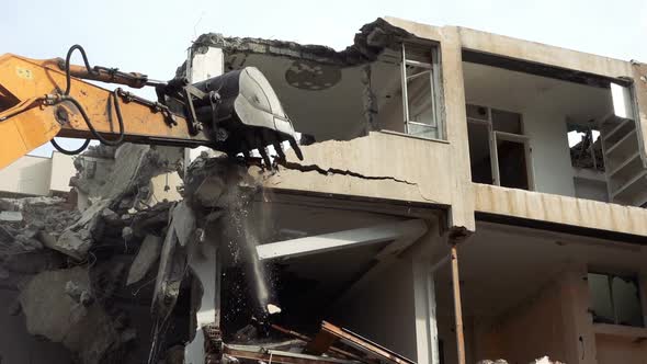 Destroying A House With Bulldozer 