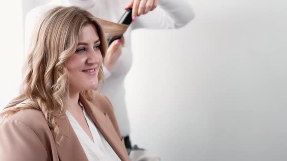 Hair Styling Beauty Salon Overweight Blonde Woman