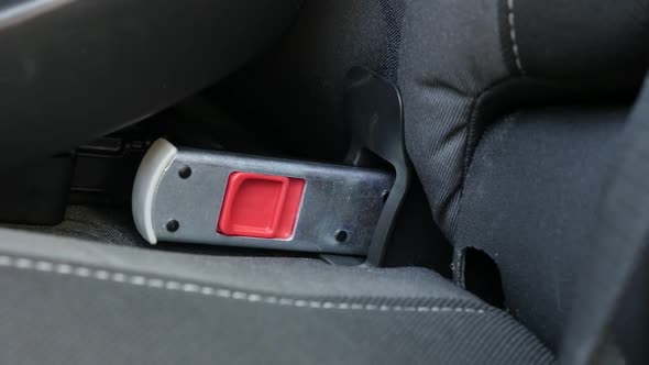 Locking booster seat on car bracket  slow-mo video