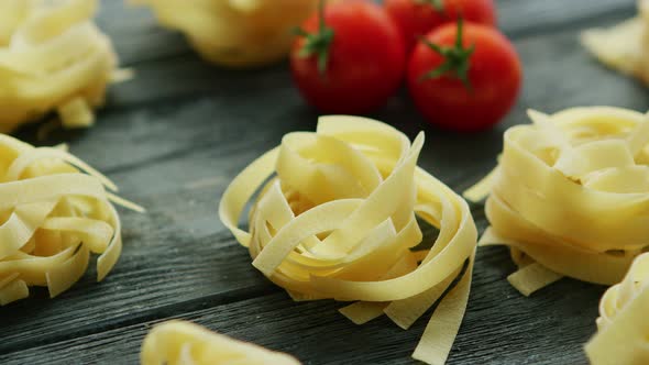 Spaghetti in Shape of Balls with Tomatoes