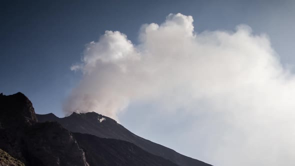 volcano sicily stromboli lava active italy mountain explosive smoke