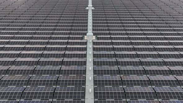 Clean Sustainable Energy Generation Using Solar Panels on a Large Pond in The Netherlands Druten