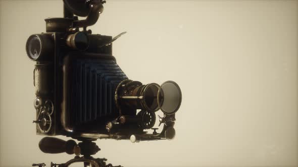 Antique Old Retro Photo Camera alt