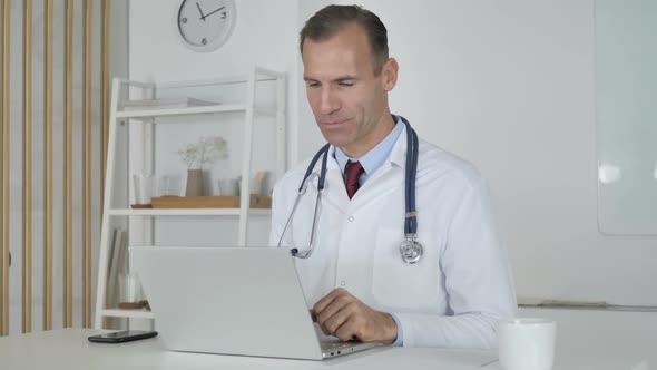 Video Chat with Patient By Doctor